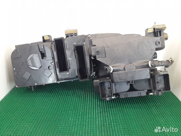 Корпус отопителя Mercedes W220 A2208300062