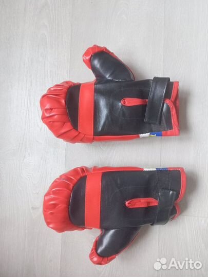 Боксерские перчатки детские