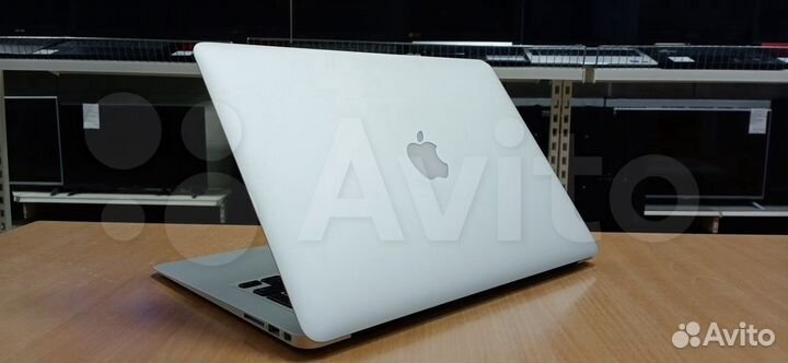 MacBooK Air 2017/i5 5350/8GB/Intel HD/128GB SSD