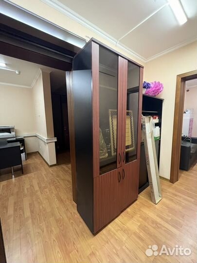 Офисный шкаф б/у