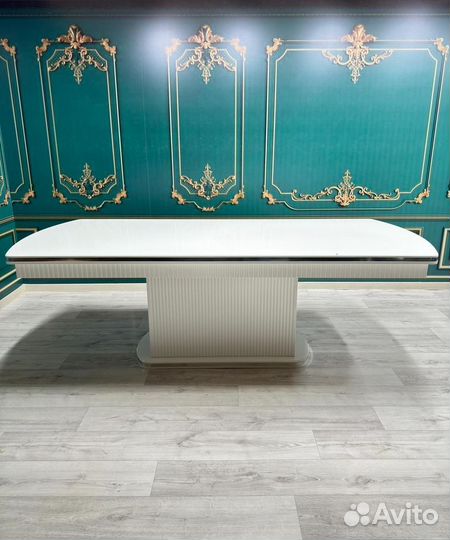 Стол \ стол в наличии