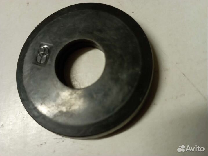 Опорный подшипник hyundai-KIA 546120U000