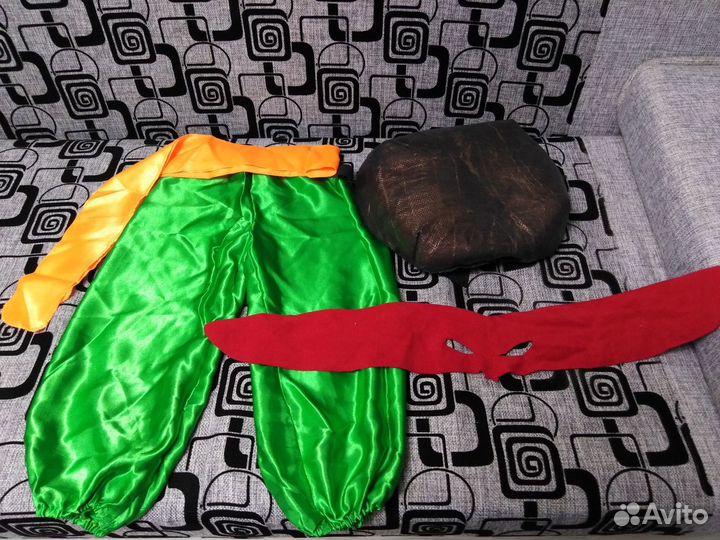 Продам детский новогодний костюм :черепашка ниндз