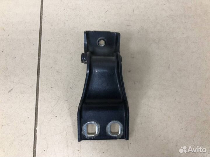 Петля двери багажника Ford C-MAX 2003-2010