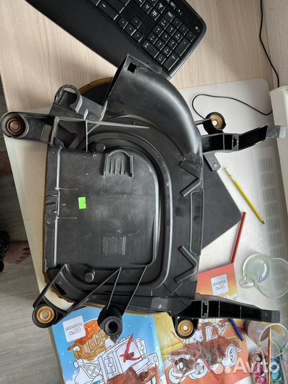 Корпус воздушного фильтра BMW e70