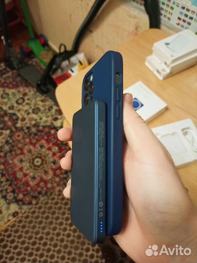 Магнитный внешний аккумулятор 15w на 5000 mAh нов