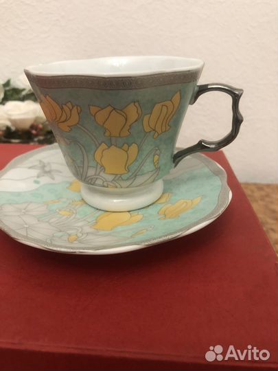 Чайный сервиз из фарфора