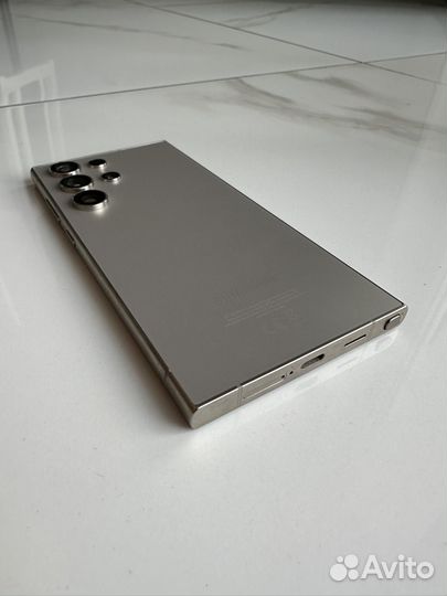 Samsung Galaxy S24 Ultra, 12/256 ГБ