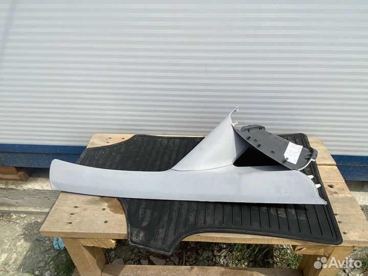 Обшивка салона Mercedes V-Class W639