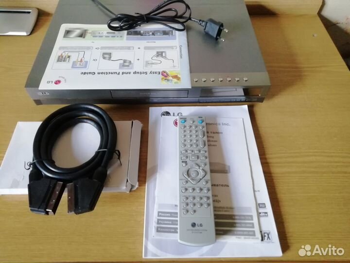 DVD-рекордер LG DR687DX