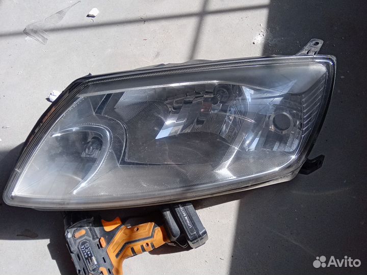 Фара левая LADA granta