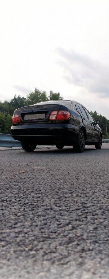 Nissan Almera