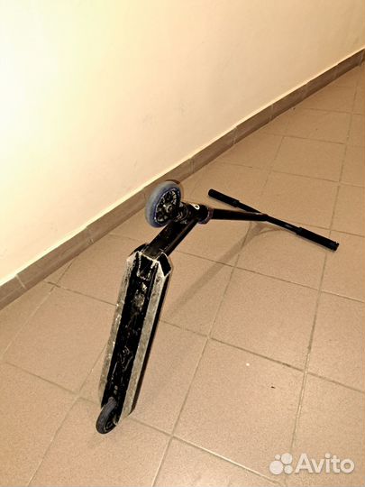 Трюковой самокат hipe H3