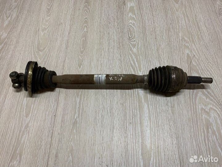 Привод подвески колеса Nissan almera G15 Лев