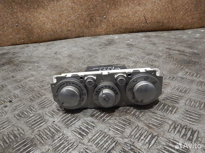 Блок управления климатической установкой, Mitsubis