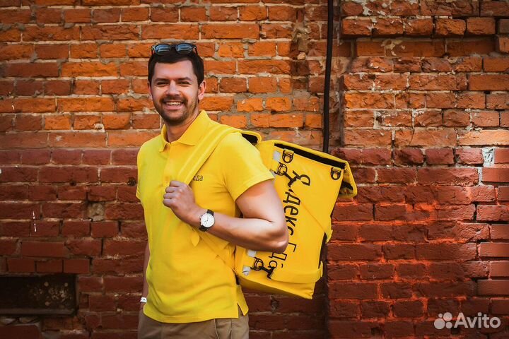 Pабота пeшим кy рьером Яндeкc.Едa 18+