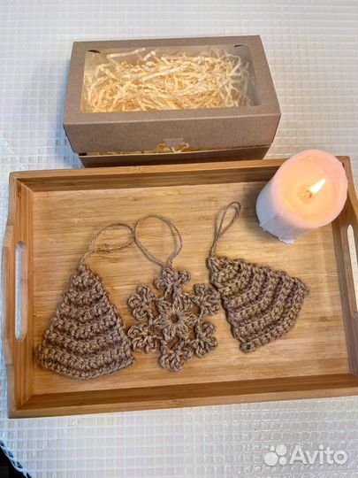 Елочные игрушки из джута ручной работы