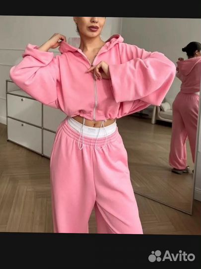 Костюм спортивный