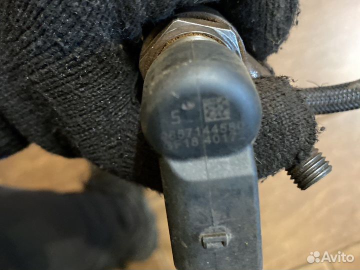 Форсунка дизельная электрическая Mondeo 4 azba