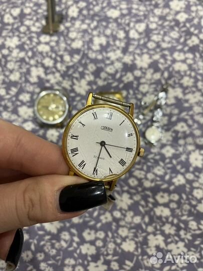 Часы советских времен