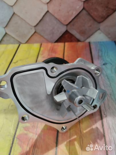 Помпа на toyota