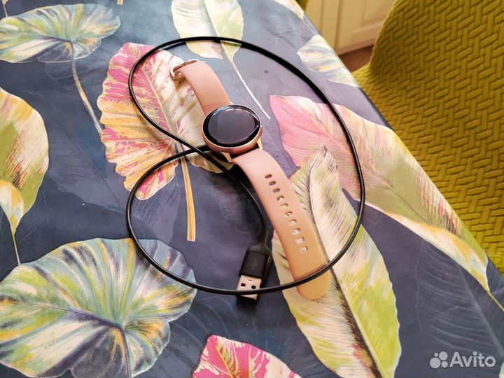 Смарт часы Samsung Active Watch 2