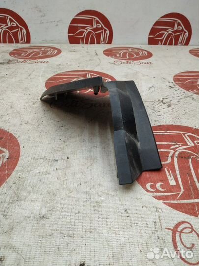 Декоративная накладка торпедо левая Infiniti Fx35
