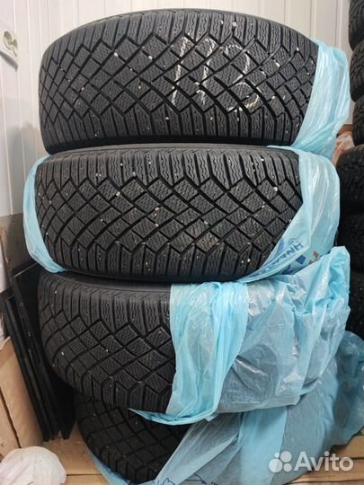 Continental ContiVikingContact 7 235/50 R20