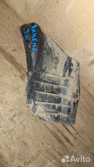 Подкрыльник левый задний хюндай акцент