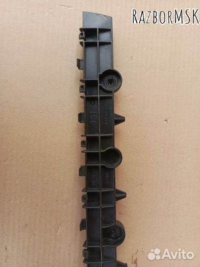 Кронштейн заднего крыла Mitsubishi Outlander 3 GF