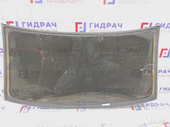 Стекло заднее Volkswagen Polo Sedan (Mk5)