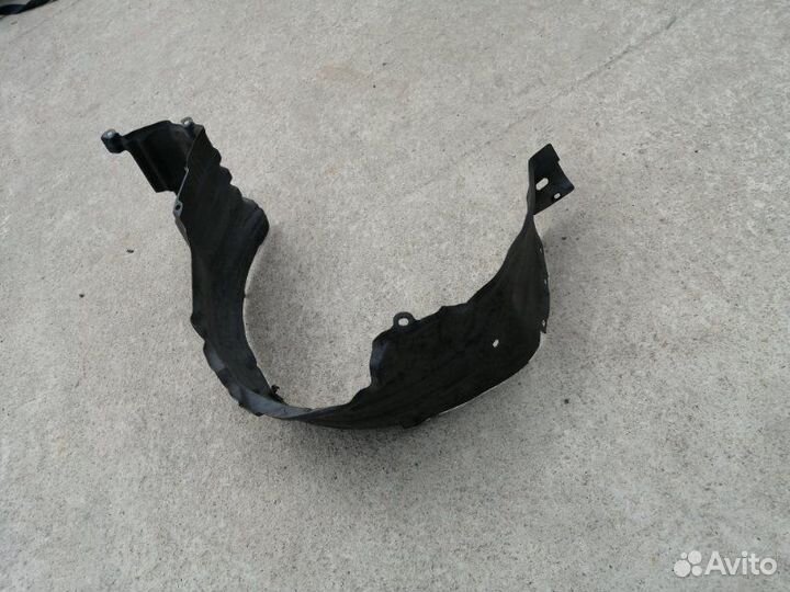 Подкрылок передний левый Nissan Sunny FB15 2001