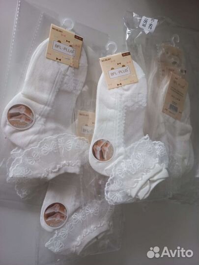 Носочки с рюшами белые 28-30 летние