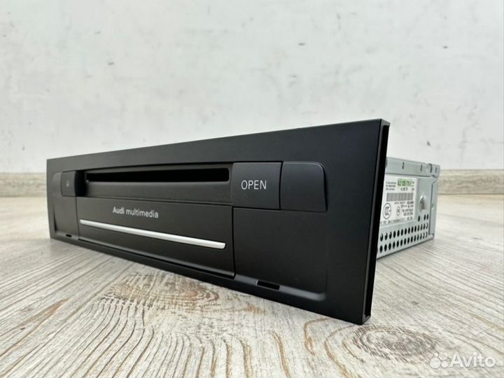 Блок управления MMI 3G+ передний Audi Q7 4L