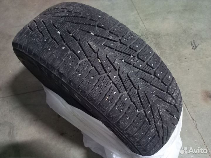 Nokian Tyres Hakkapeliitta 7 SUV 265/65 R17 100