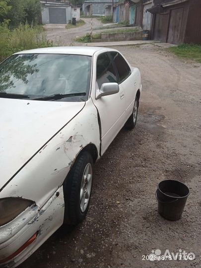 Toyota Camry 1.8 AT, 1993, 340 000 км