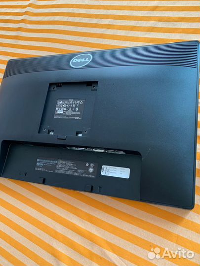 Монитор для компьютера Dell 2213t