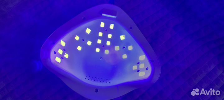 Лампа для ногтей