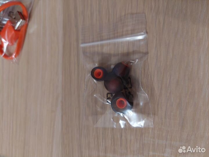 Беспроводные наушники JBL T110BT