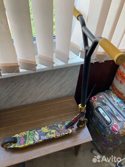 Трюковой самокат