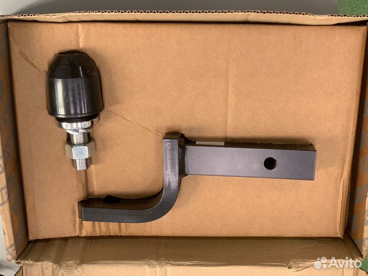 Фаркоп под квадрат 32х32 (автомобиль / квадроцикл)