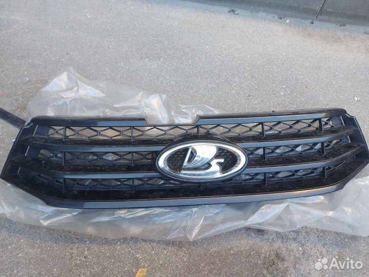 Решетка радиатора LADA vesta