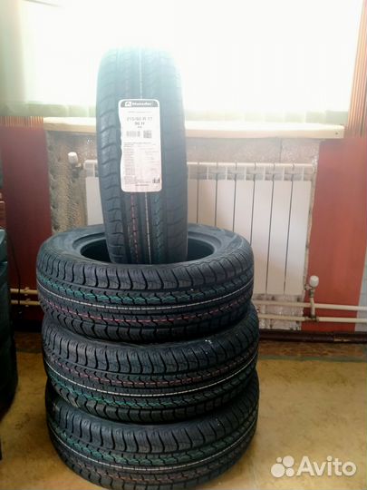 Matador MP 82 Conquerra 2 215/60 R17 96H