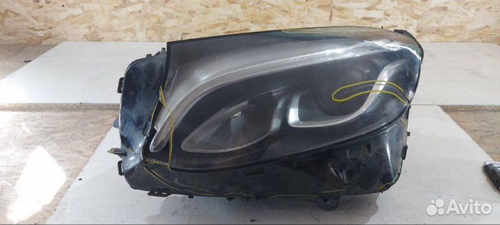 Фара левая Mercedes-Benz GLC