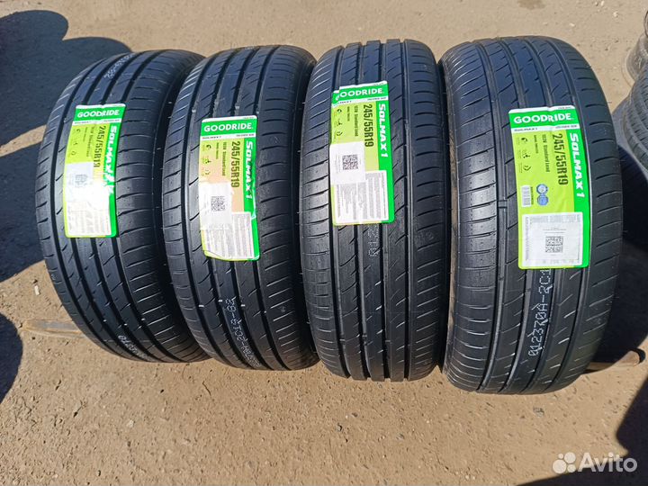 Goodride Solmax 1 245/55 R19