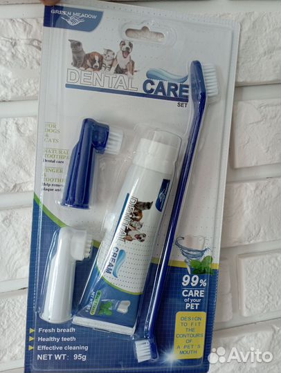 Зубная щётка и паста для собак и кошек