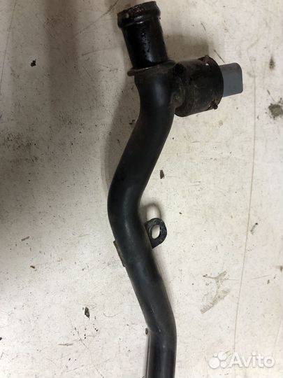 Трубка охлаждения Volkswagen Passat B6