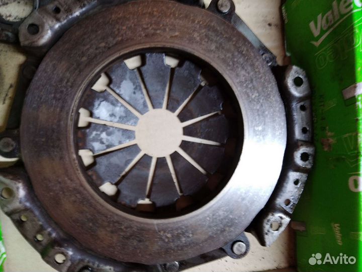 Запчасти на hyundai elantra hd