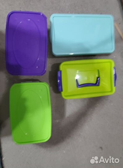 Пластиковын ящики