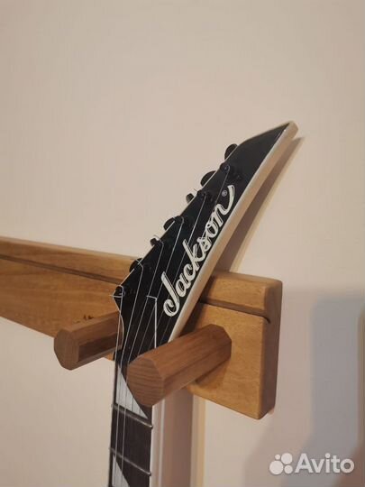 Кронштейн держатель на две гитары